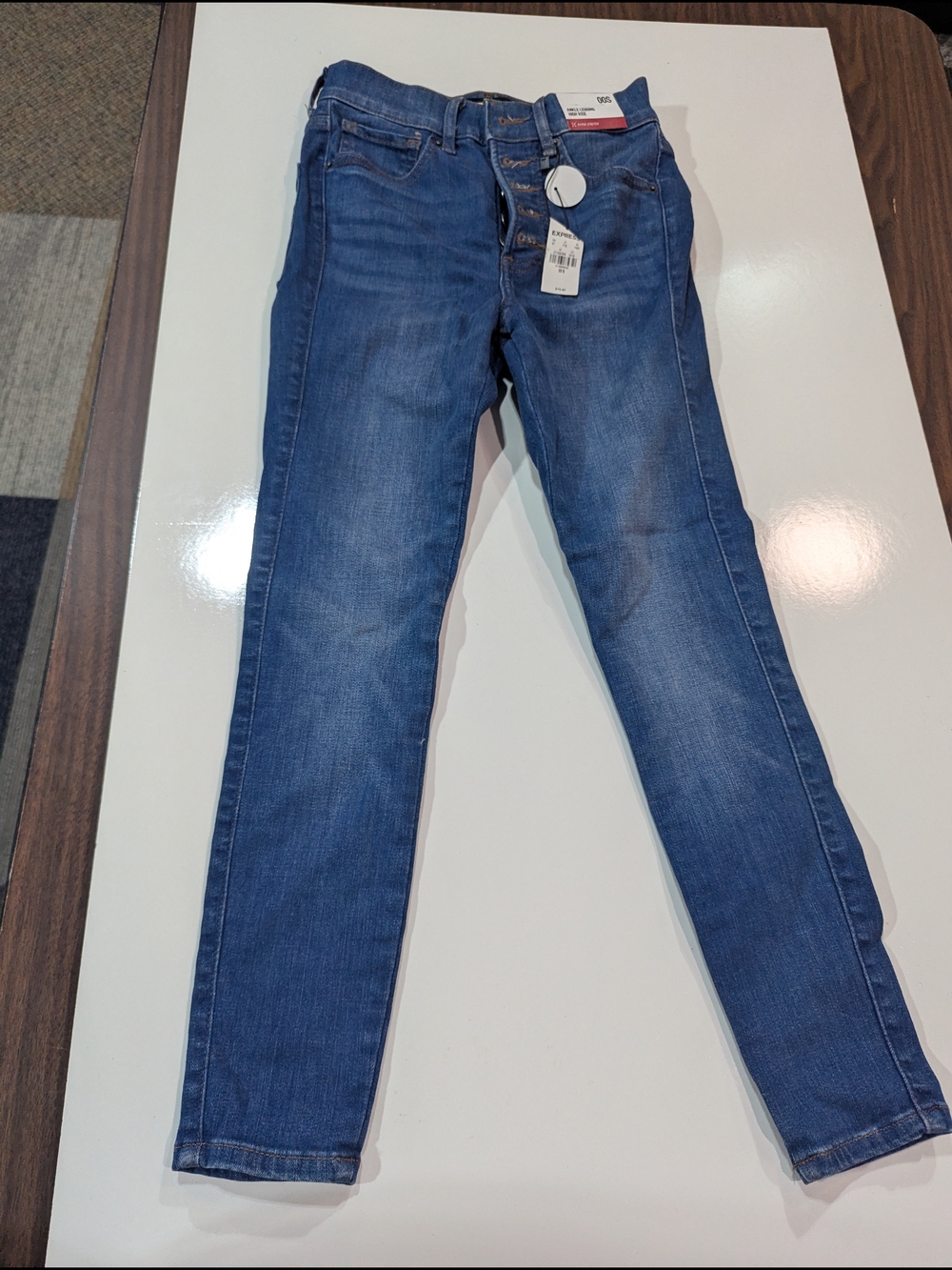 Women’s Slim Stretch Jeans in Medium Blue